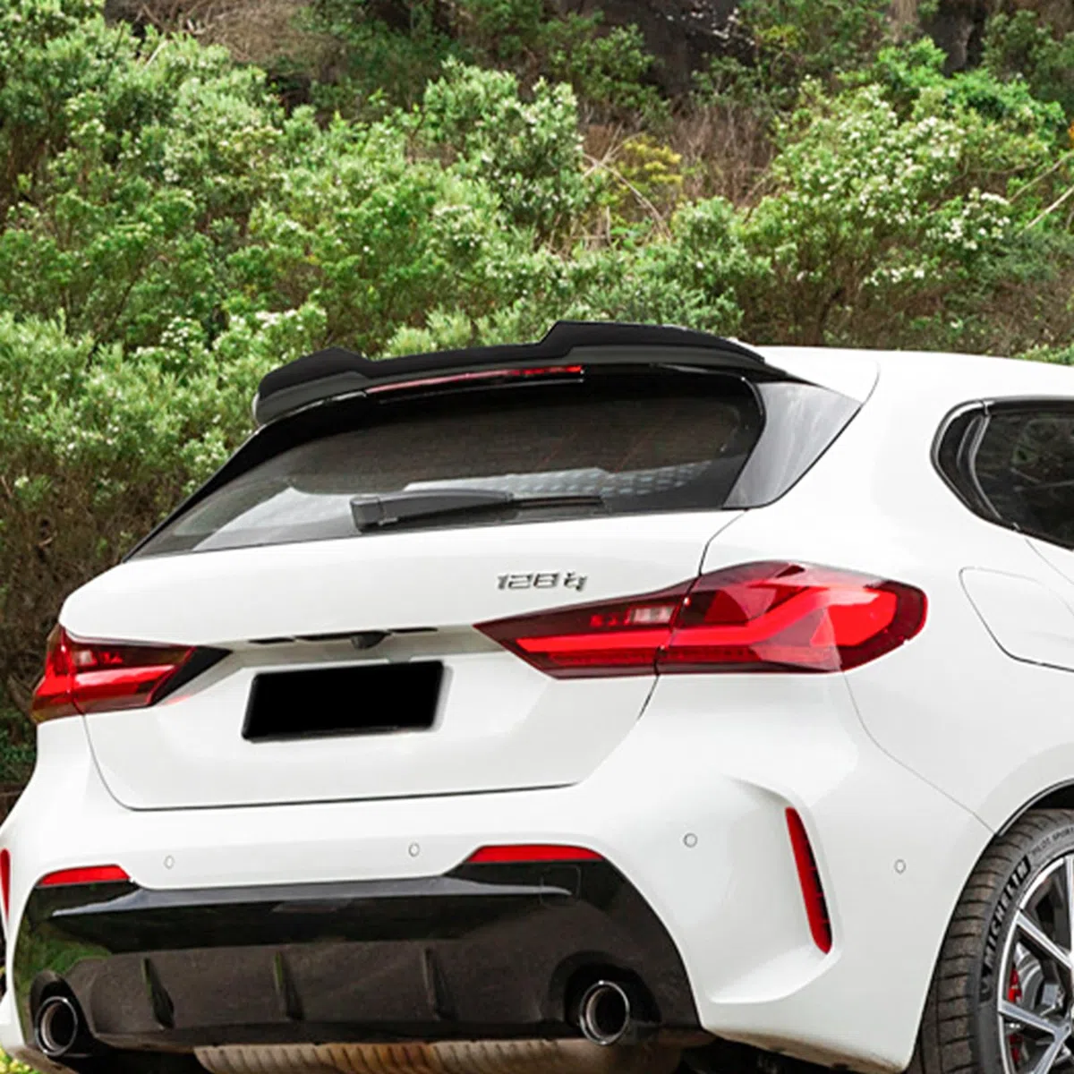 Spoiler posteriore per bagagliaio Lip Wing per BMW Serie 1 F40 M Sport 2019-2024